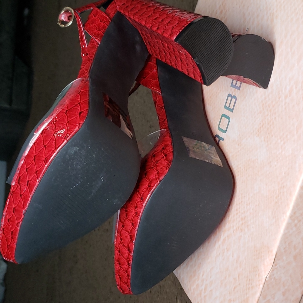 Red Platform Heel - Picture 4 of 4